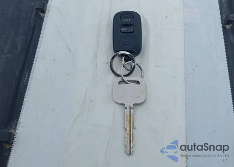 2003 Toyota Corolla S z USA, uszkodzony, nr VIN 1NXBR32EX3Z101645